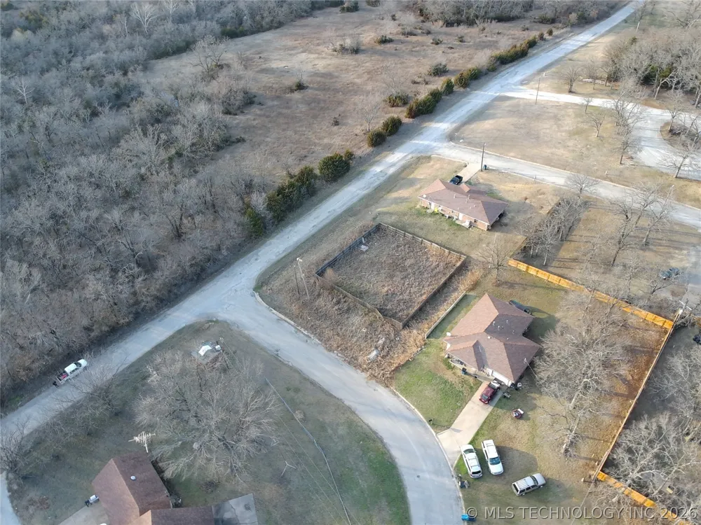 2213 Burkdoll Road Pawnee, OK 74058