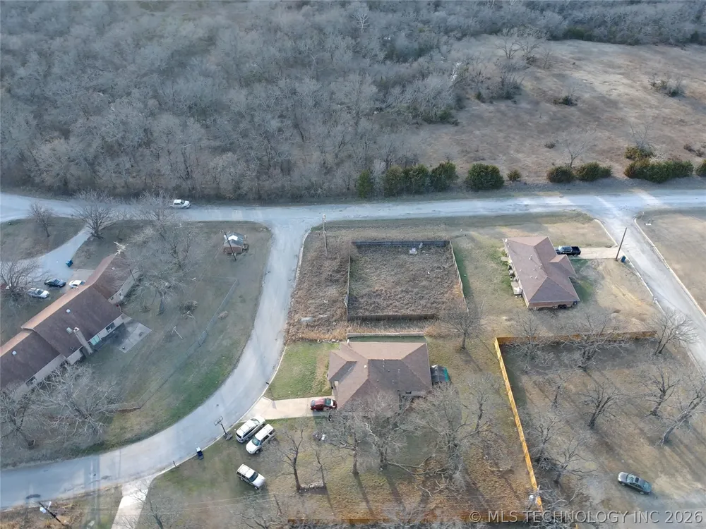 2213 Burkdoll Road Pawnee, OK 74058