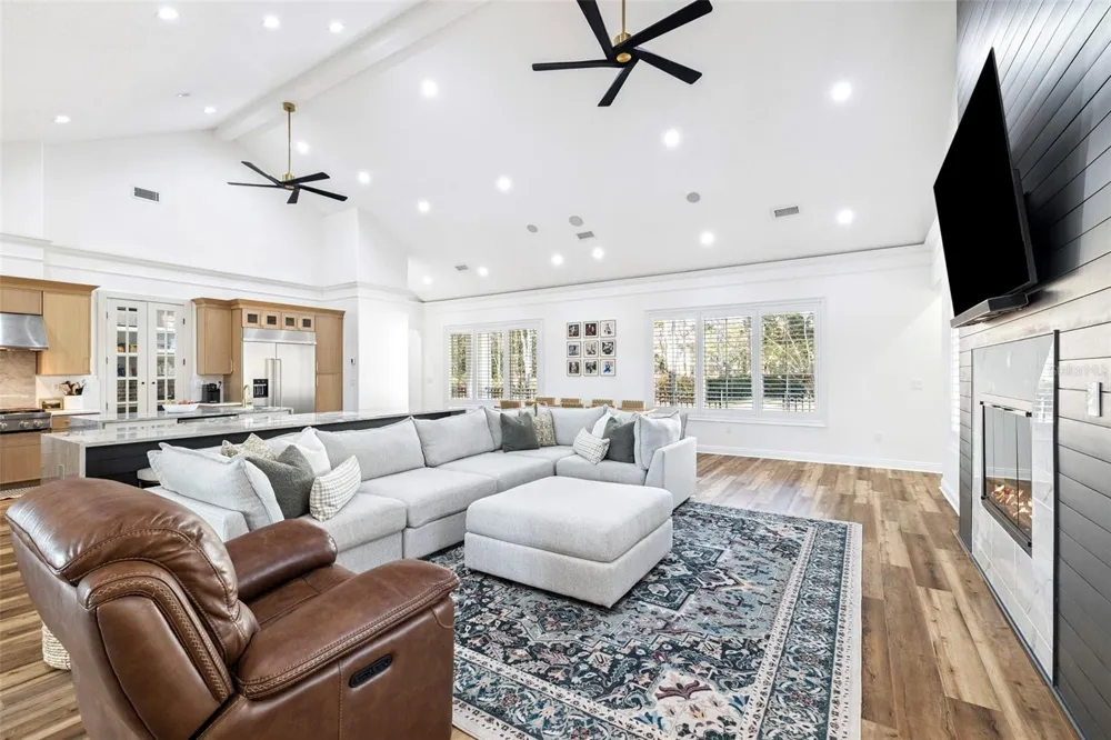 410 WINDJAMMER COURT Destin, FL 32541