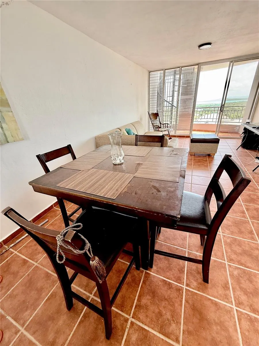 PH-7 LA COSTA APTS #H-7 Fajardo, PR 00738