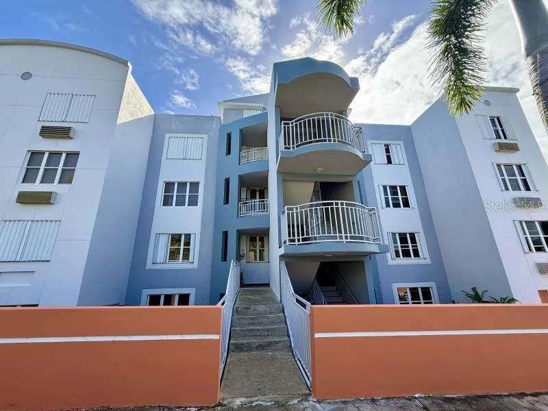 PH-7 LA COSTA APTS #H-7 Fajardo, PR 00738