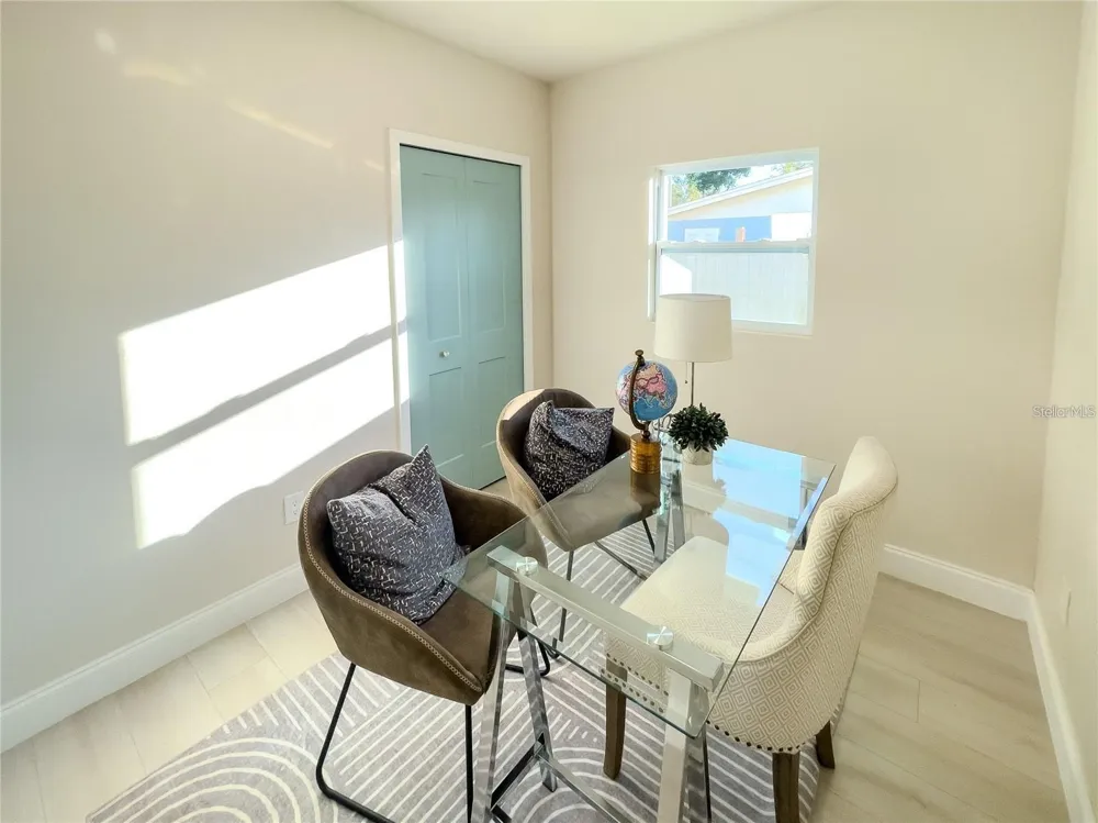 5516 GOLDEN DRIVE Tampa, FL 33634