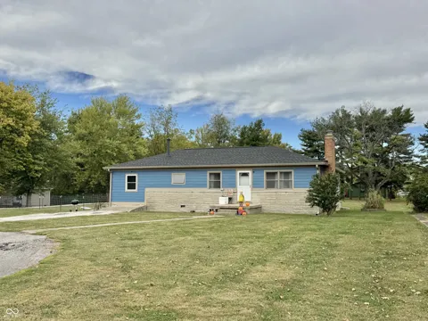 7024 W US Highway 36