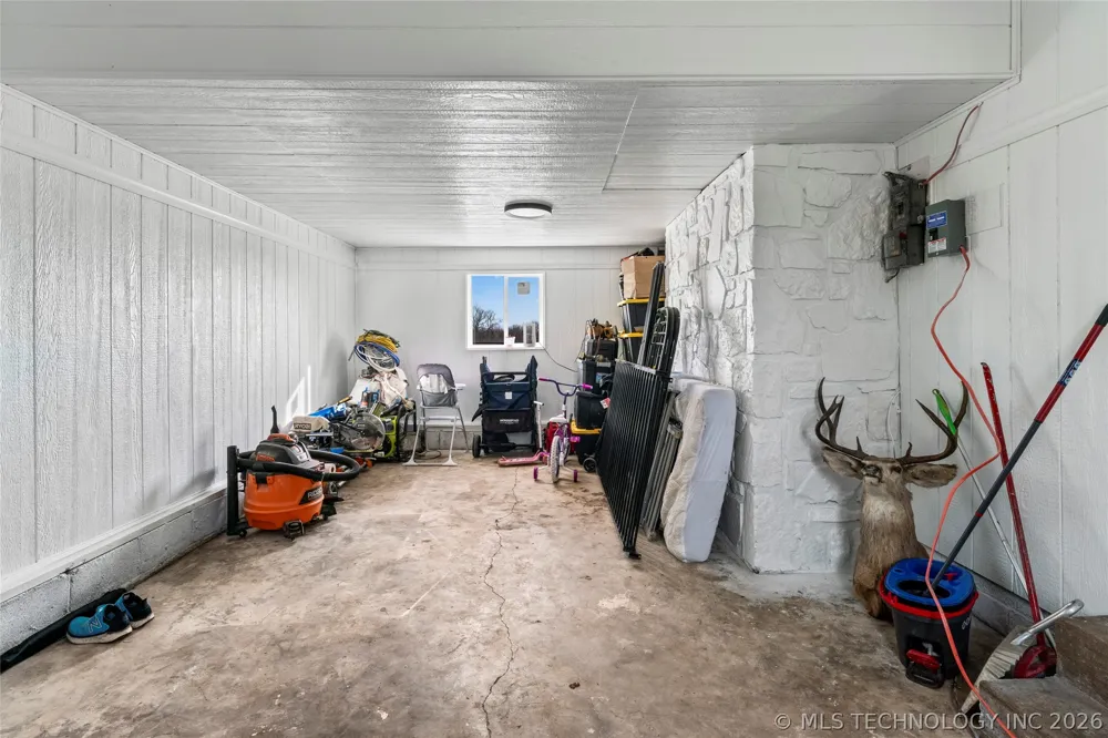17090 S 4170 ROAD Claremore, OK 74017
