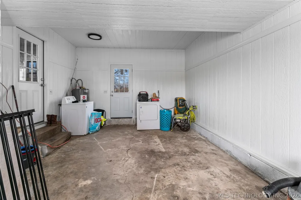 17090 S 4170 ROAD Claremore, OK 74017