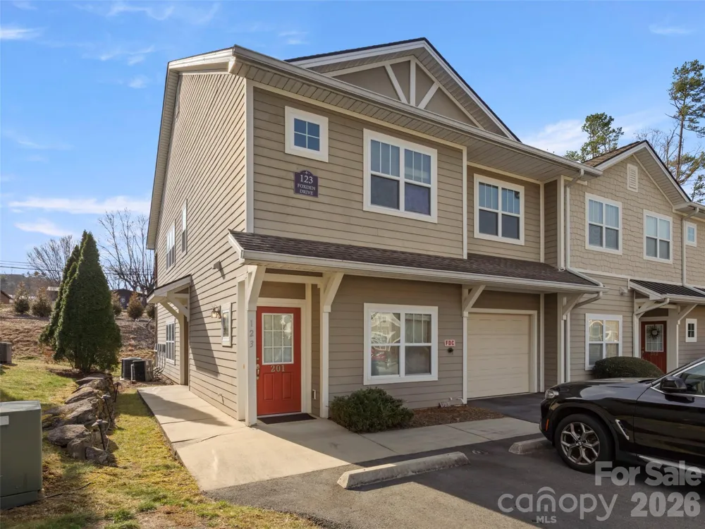 123 Foxden Drive #201 Fletcher, NC 28732