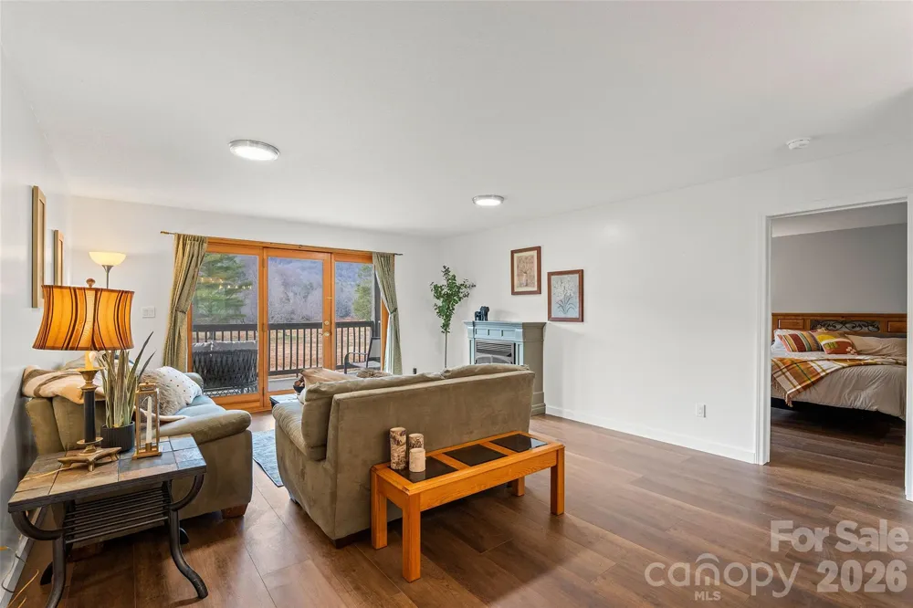 11014 NC 80 Highway S #2B Burnsville, NC 28714