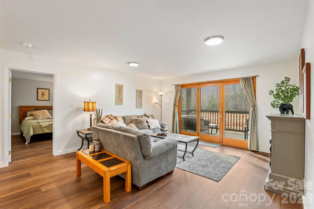 11014 NC 80 Highway S #2B Burnsville, NC 28714