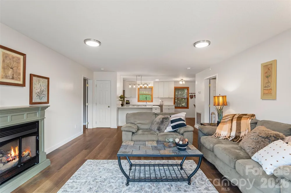 11014 NC 80 Highway S #2B Burnsville, NC 28714