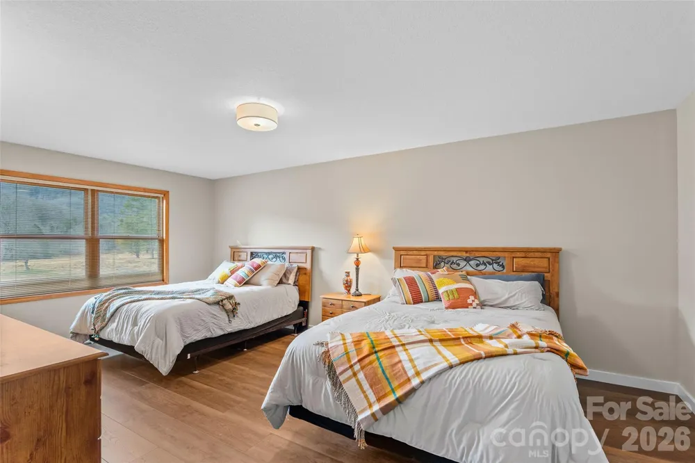 11014 NC 80 Highway S #2B Burnsville, NC 28714