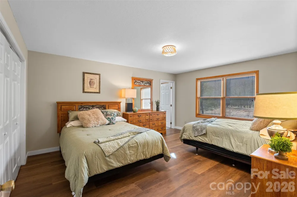 11014 NC 80 Highway S #2B Burnsville, NC 28714