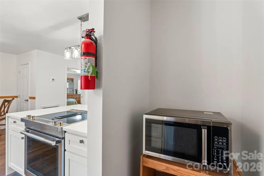 11014 NC 80 Highway S #2B Burnsville, NC 28714
