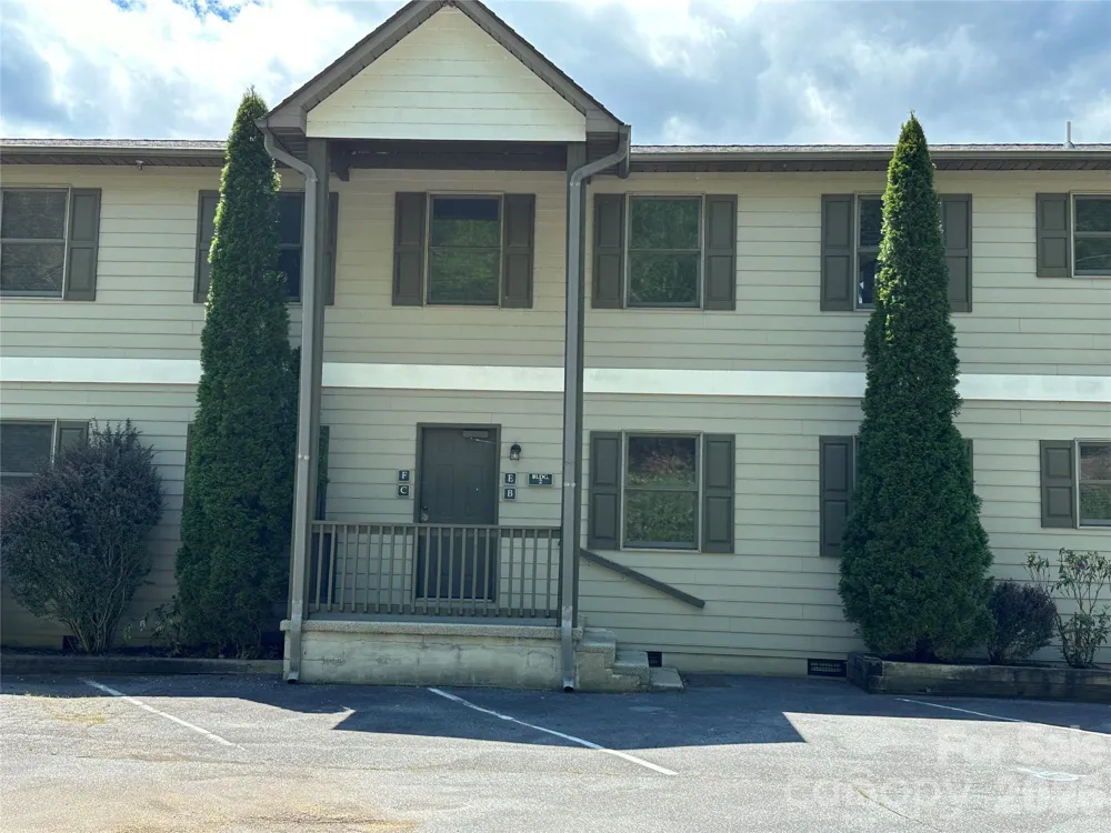 11014 NC 80 Highway S #2B Burnsville, NC 28714