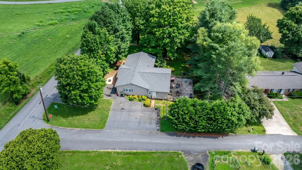 309 Sheldon Street Hudson, NC 28638