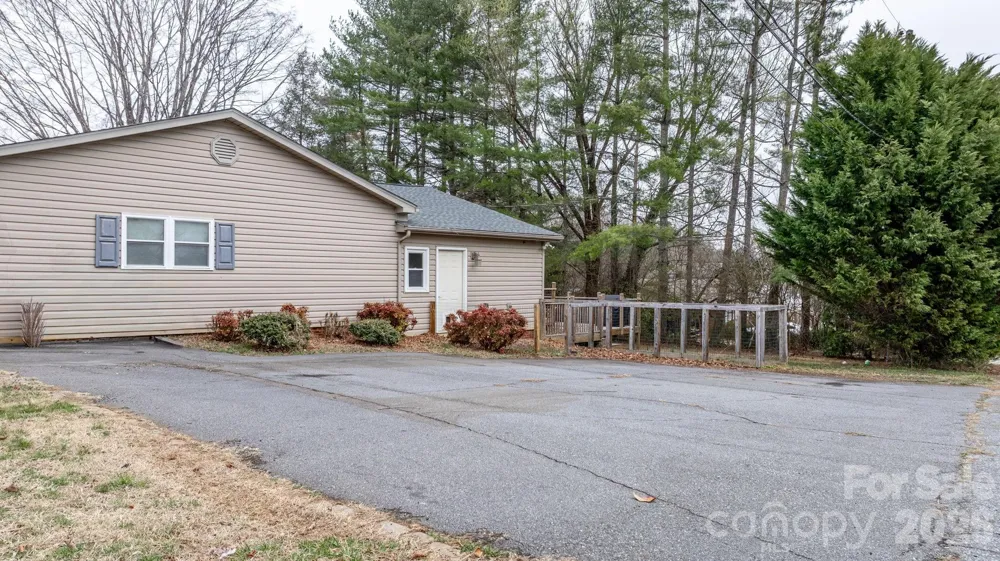 309 Sheldon Street Hudson, NC 28638