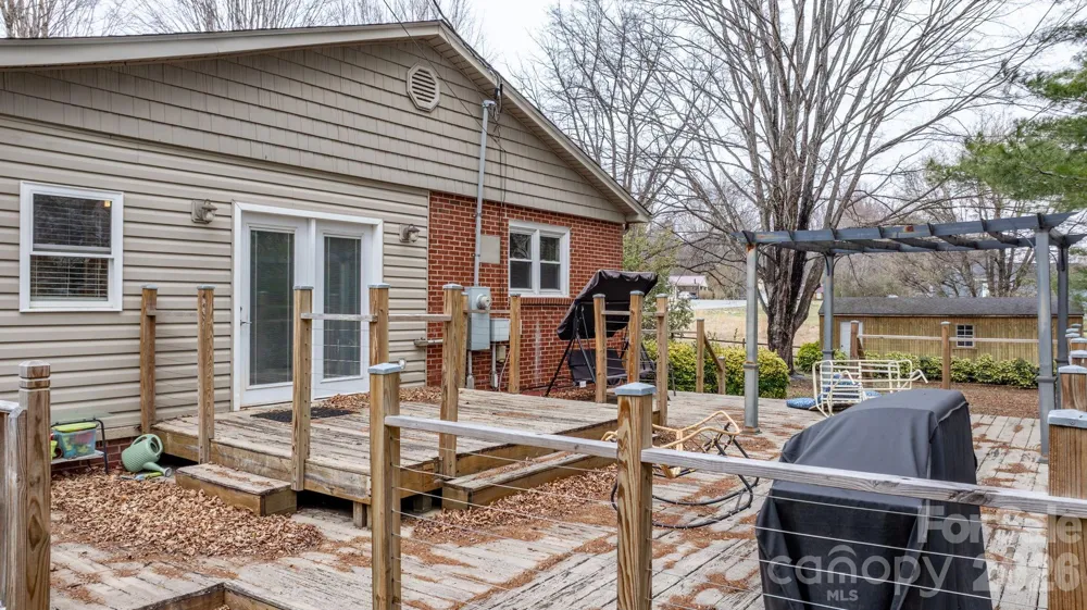 309 Sheldon Street Hudson, NC 28638