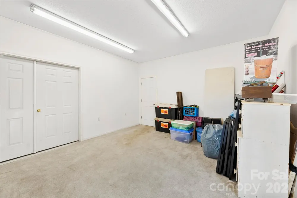 4242 John Ritchie Road Iron Station, NC 28080
