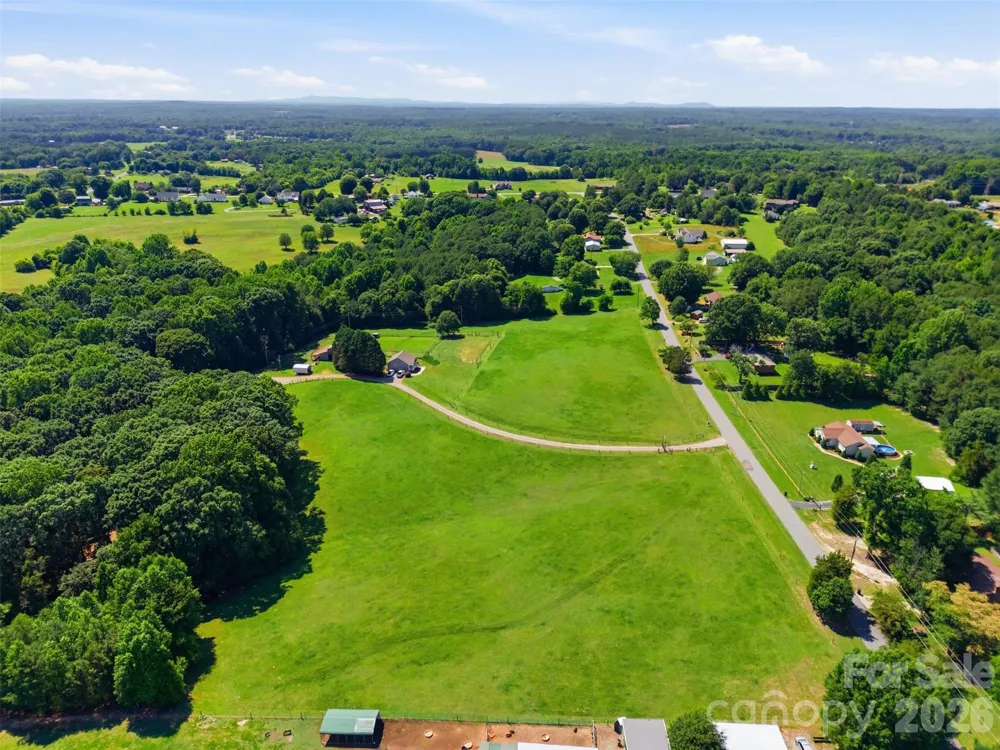 4242 John Ritchie Road Iron Station, NC 28080