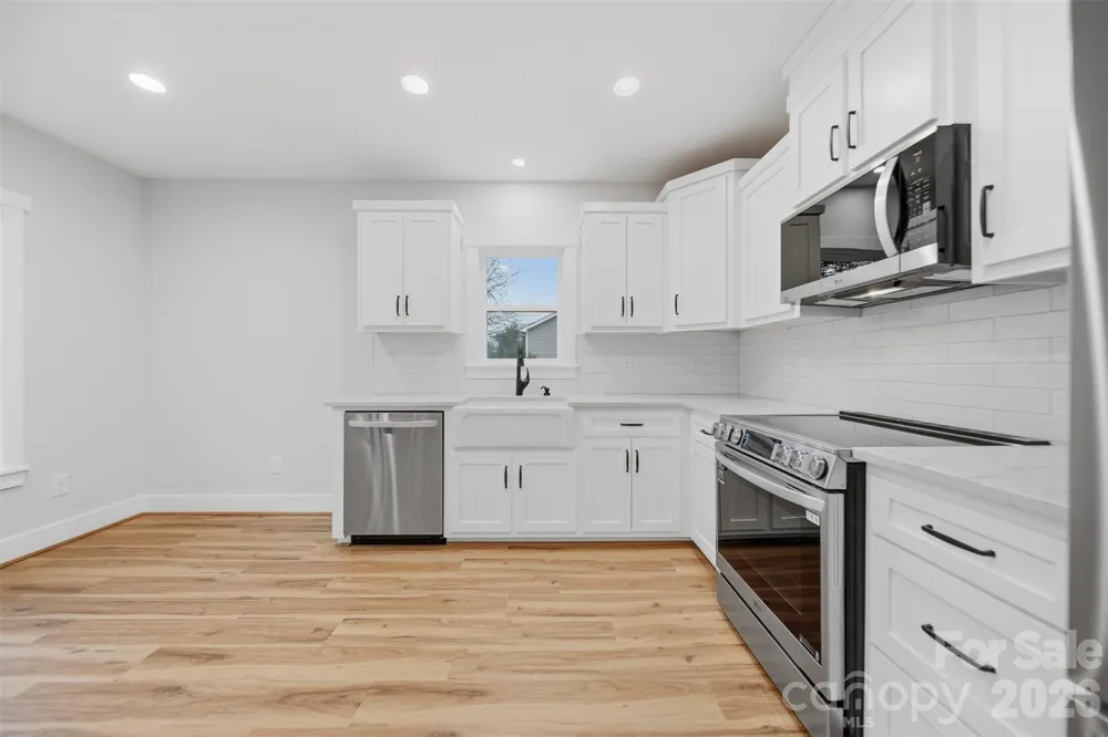1022 E Main Street Maiden, NC 28650