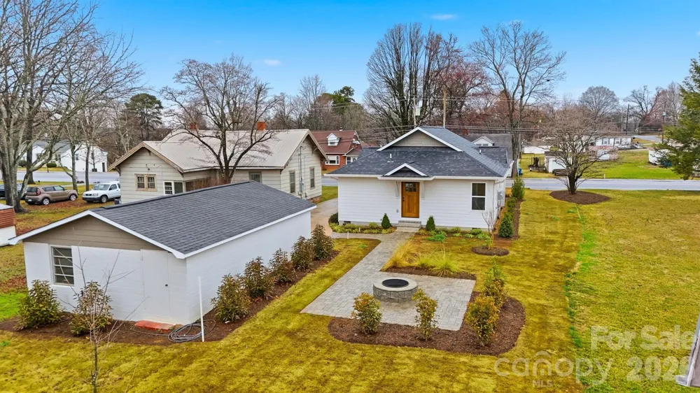 1022 E Main Street Maiden, NC 28650