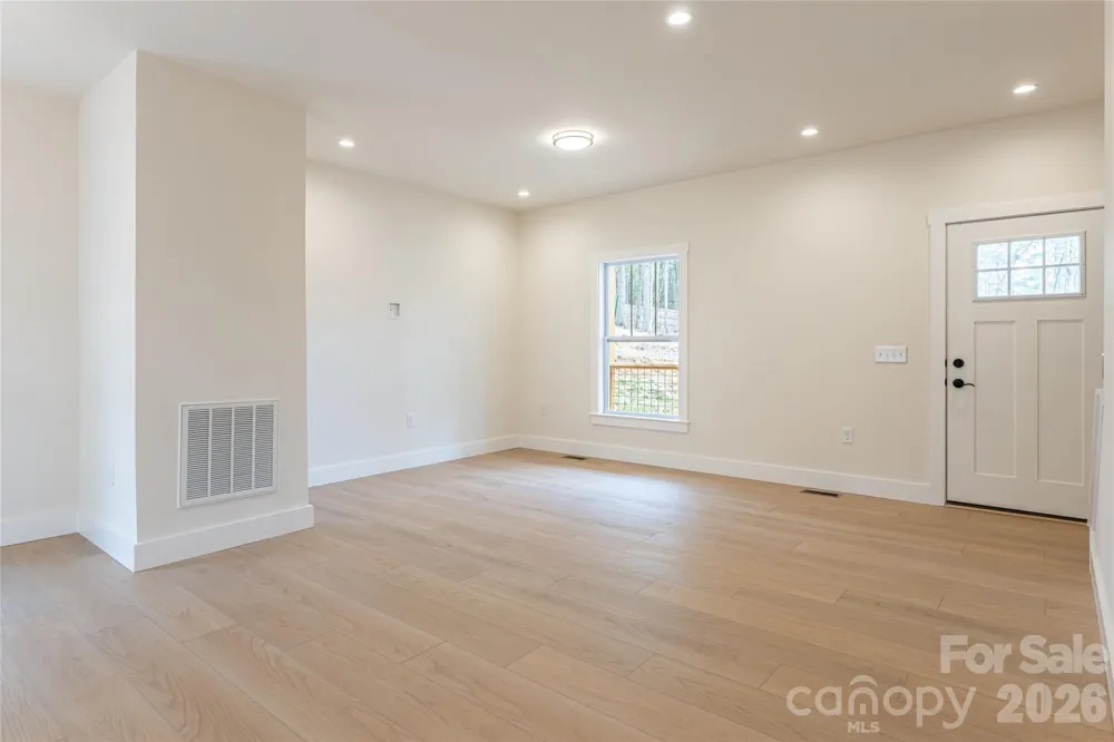 165 Cascade Ridge Road Fairview, NC 28730