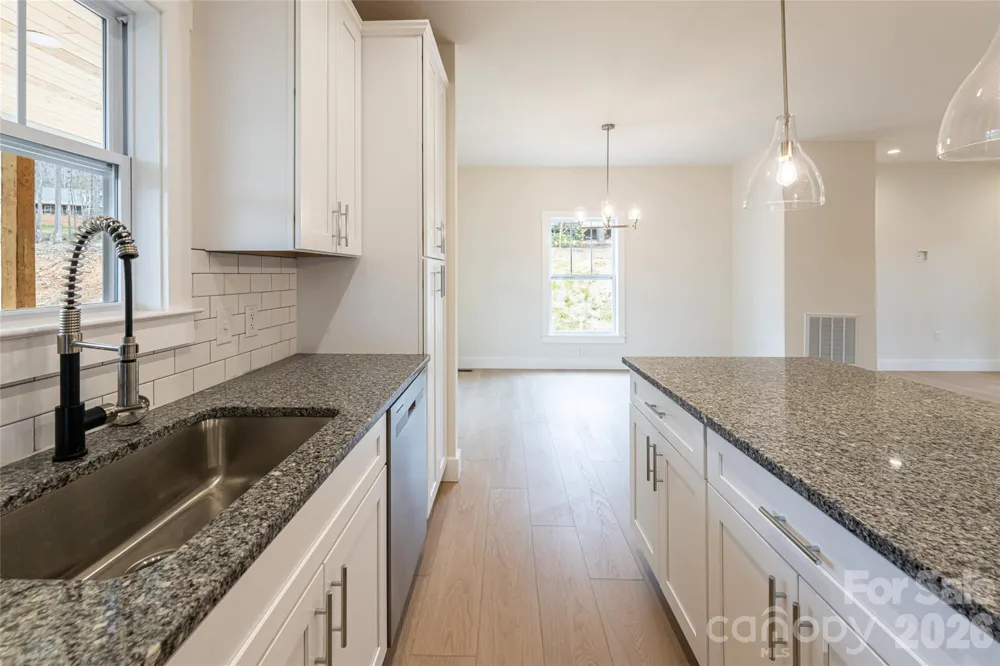 165 Cascade Ridge Road Fairview, NC 28730