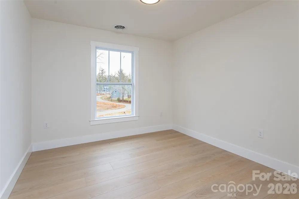 165 Cascade Ridge Road Fairview, NC 28730