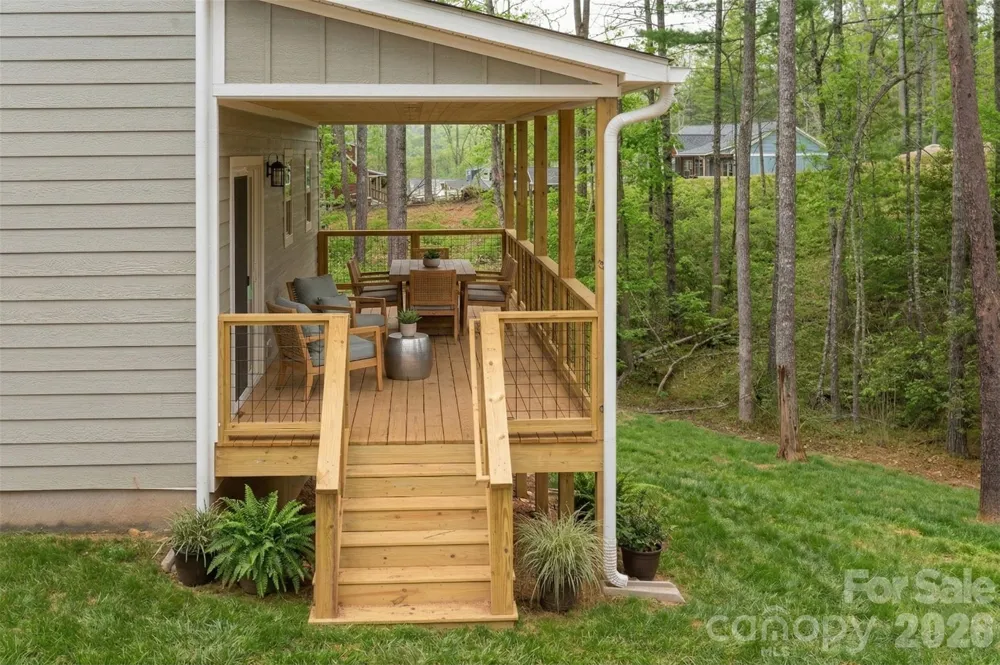 165 Cascade Ridge Road Fairview, NC 28730