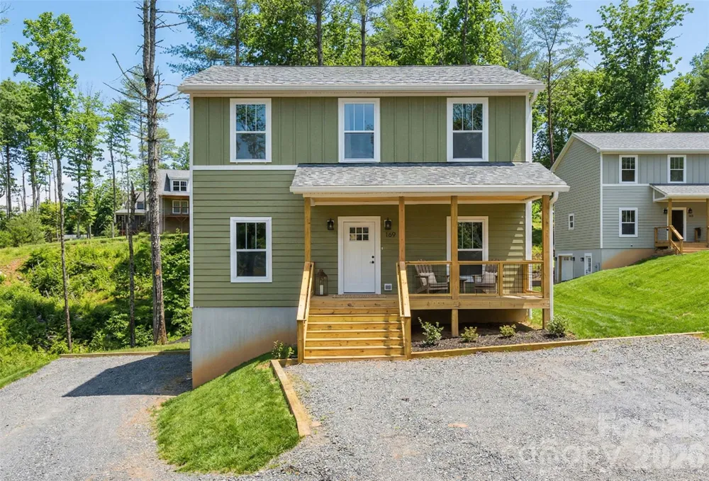 169 Cascade Ridge Road Fairview, NC 28730