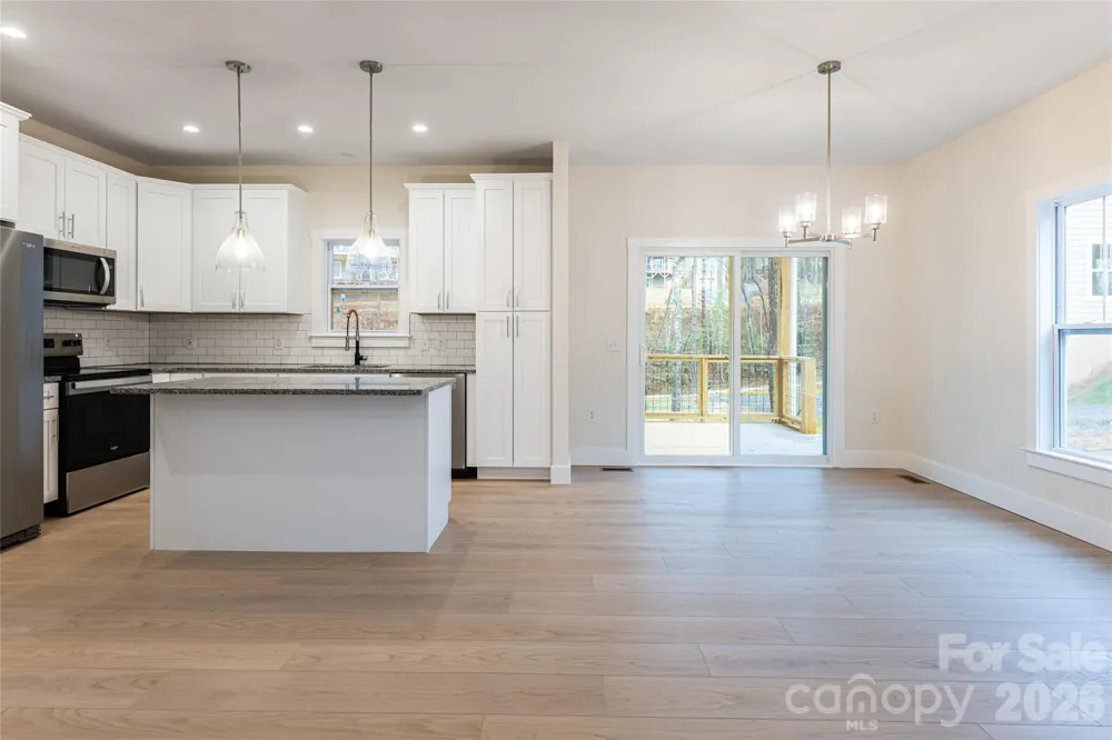 169 Cascade Ridge Road Fairview, NC 28730