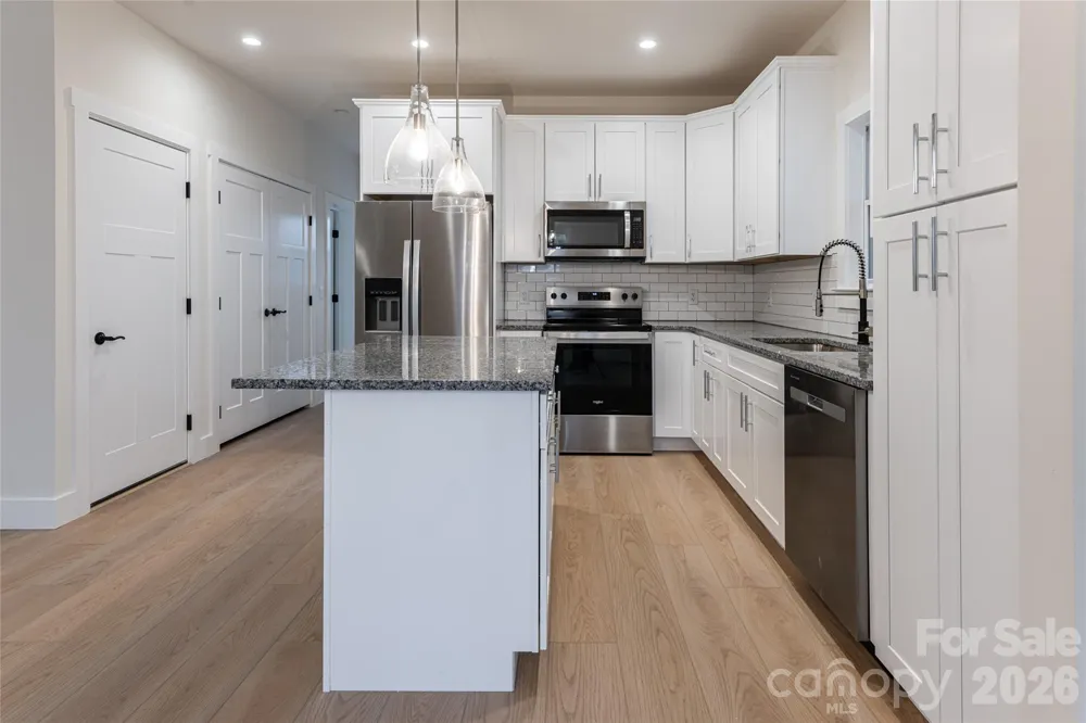 169 Cascade Ridge Road Fairview, NC 28730