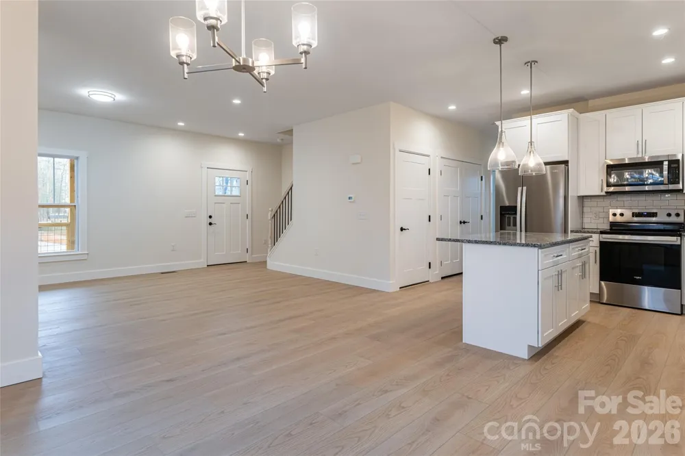 169 Cascade Ridge Road Fairview, NC 28730