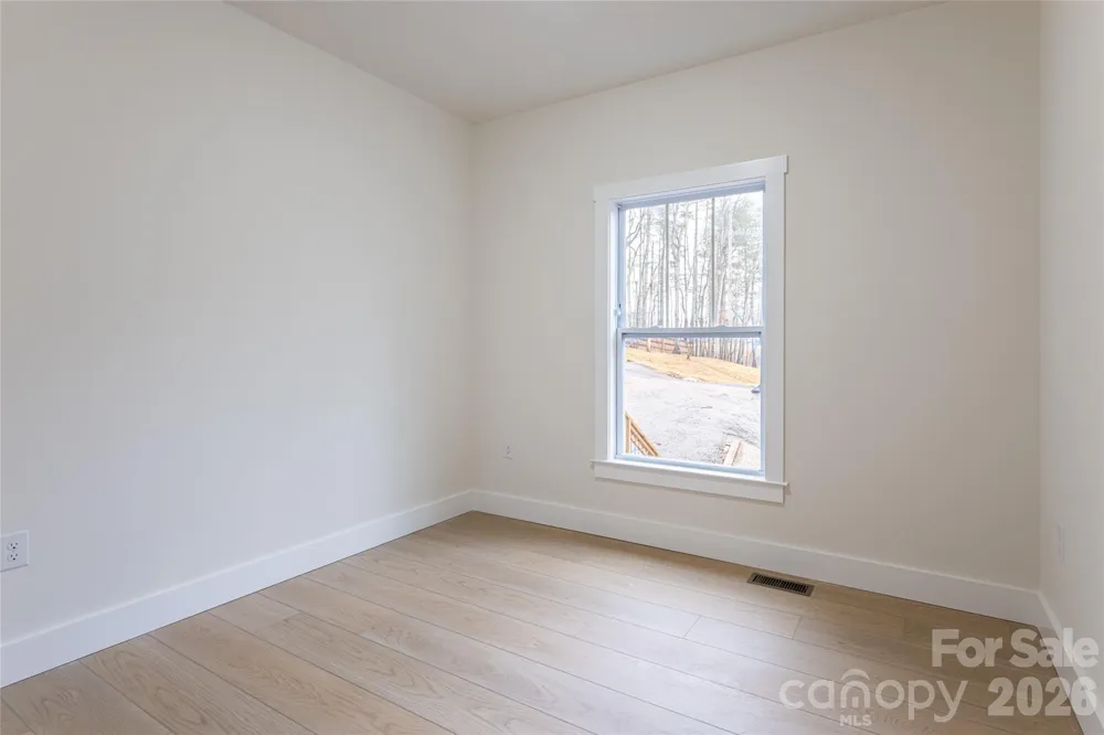 169 Cascade Ridge Road Fairview, NC 28730