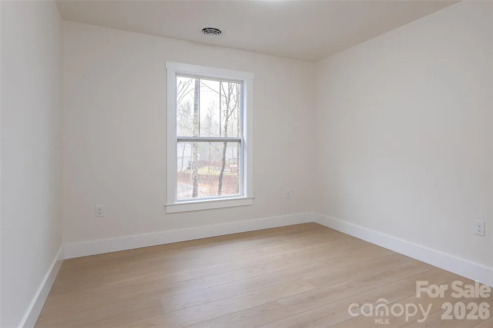 169 Cascade Ridge Road Fairview, NC 28730