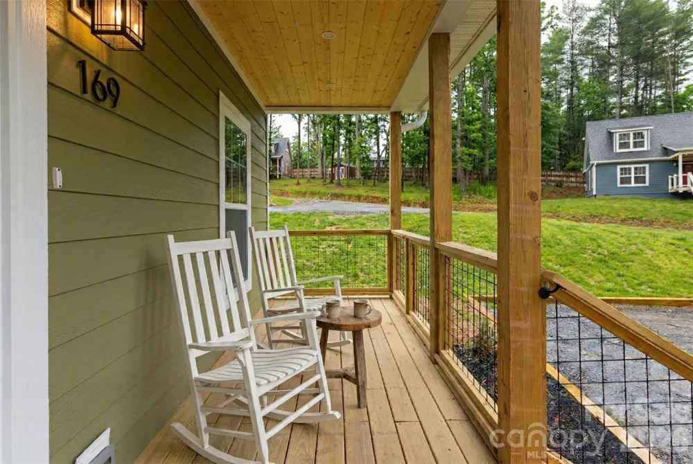 169 Cascade Ridge Road Fairview, NC 28730
