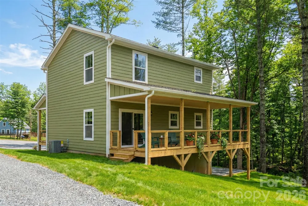 169 Cascade Ridge Road Fairview, NC 28730
