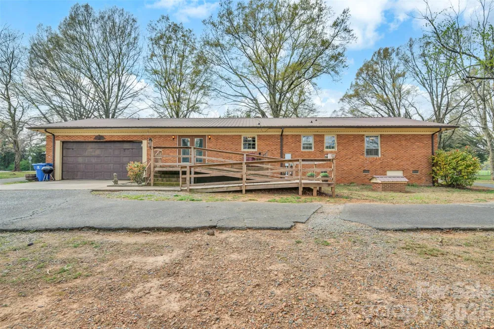 1524 Old Lawyers Road Marshville, NC 28103