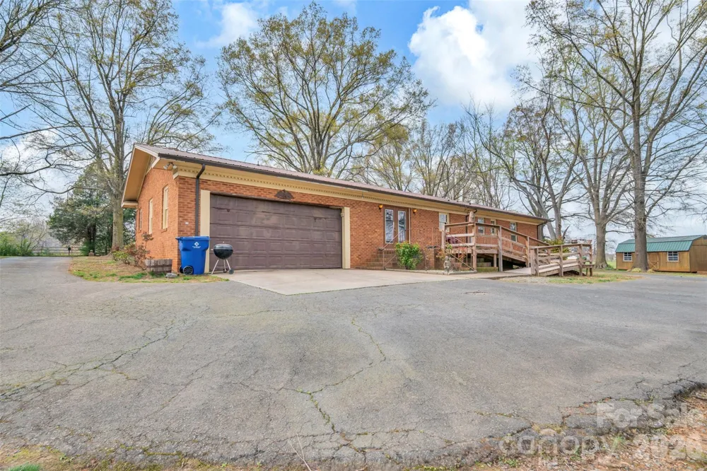 1524 Old Lawyers Road Marshville, NC 28103