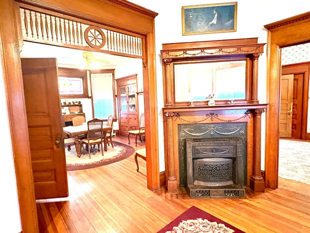 1122 Pine Street Dawson, MN 56232