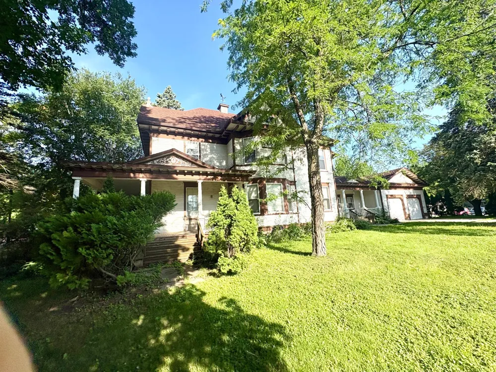 1122 Pine Street Dawson, MN 56232