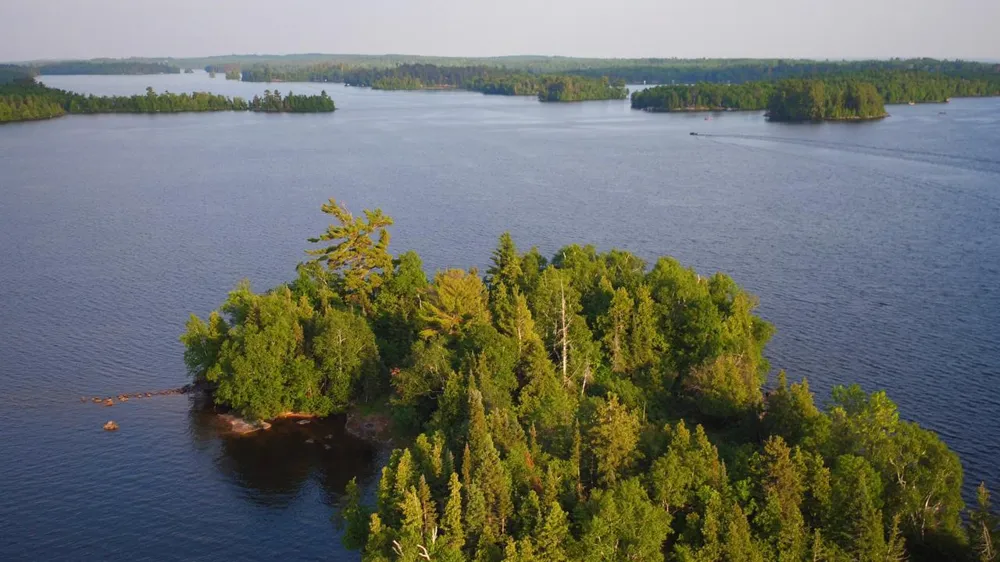 8481 Wakemup Narrows North Cook, MN 55771