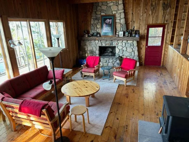 8481 Wakemup Narrows North Cook, MN 55771