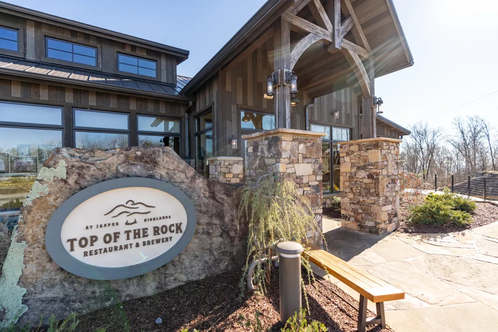 Crockett Point Sequatchie, TN 37374