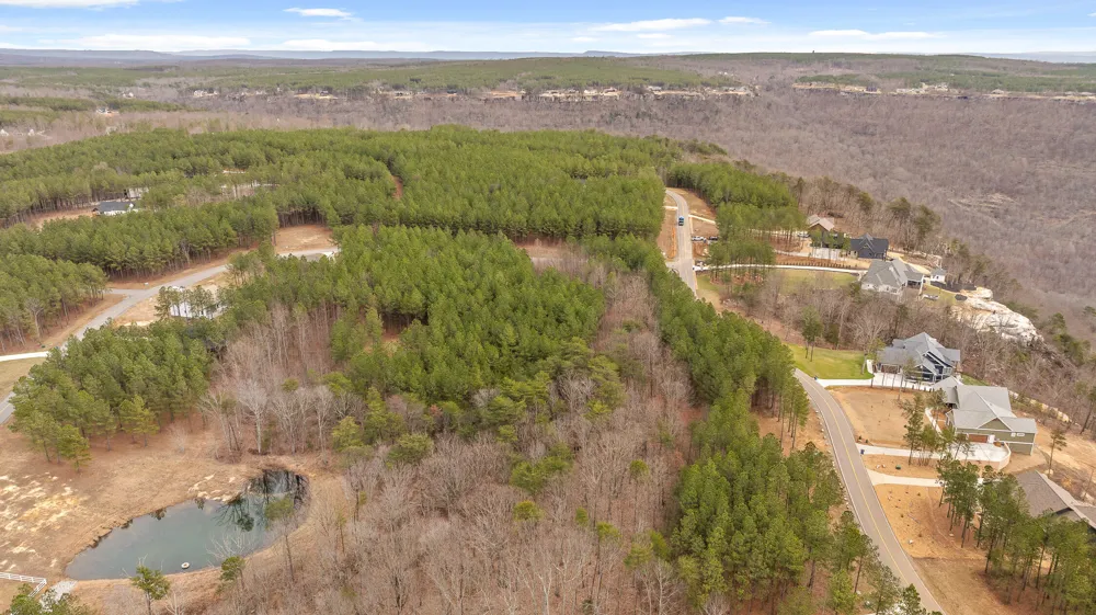 Crockett Point Sequatchie, TN 37374