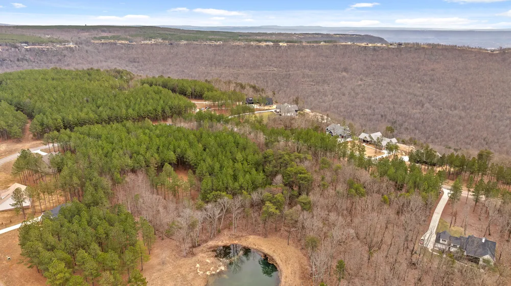 Crockett Point Sequatchie, TN 37374