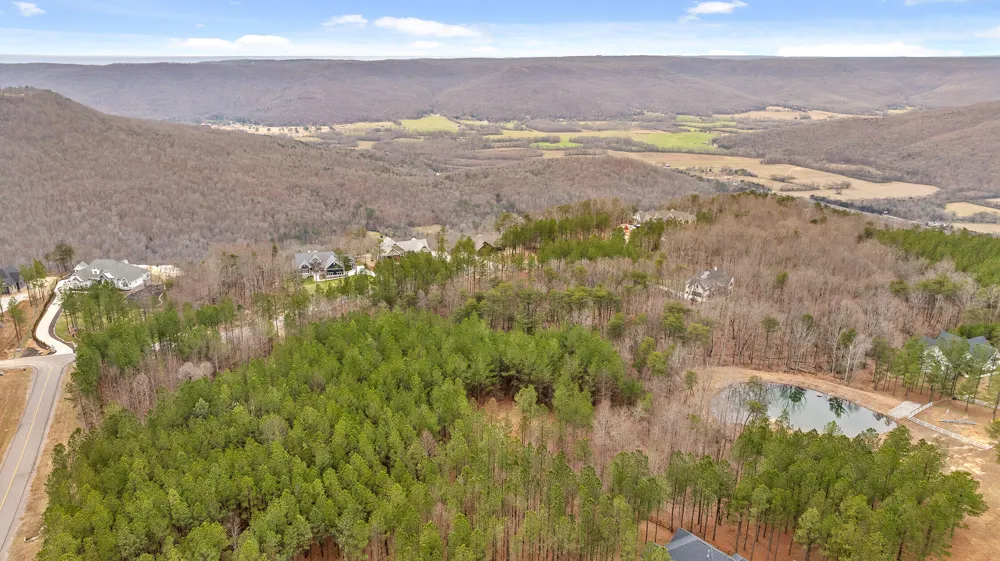 Crockett Point Sequatchie, TN 37374