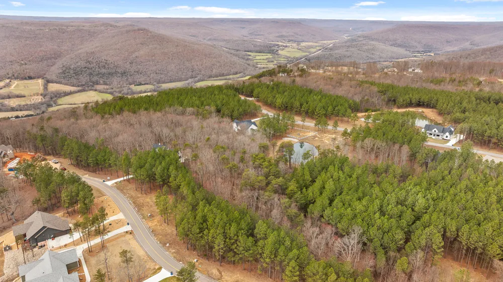 Crockett Point Sequatchie, TN 37374