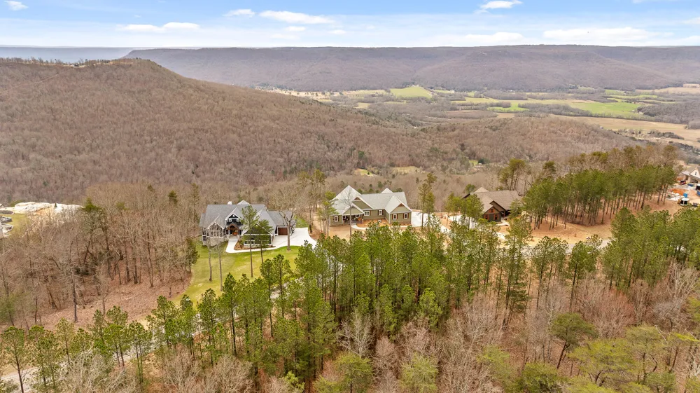 Crockett Point Sequatchie, TN 37374