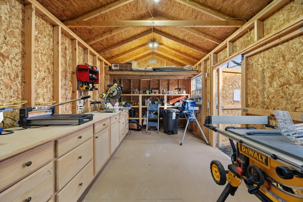 129 Kingston Avenue Rockwood, TN 37854