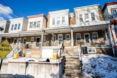 1011 ANDREWS AVENUE